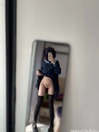 小鸟游六花