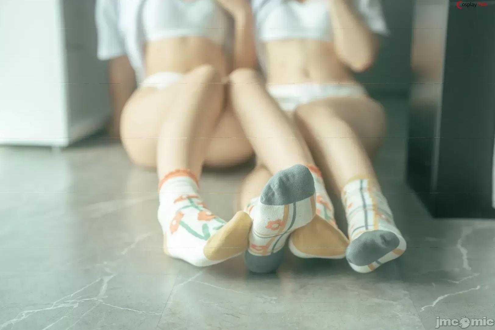 桃良阿宅 蠢沫沫 and 桃良阿宅 - You Are At The Same Table 第65页