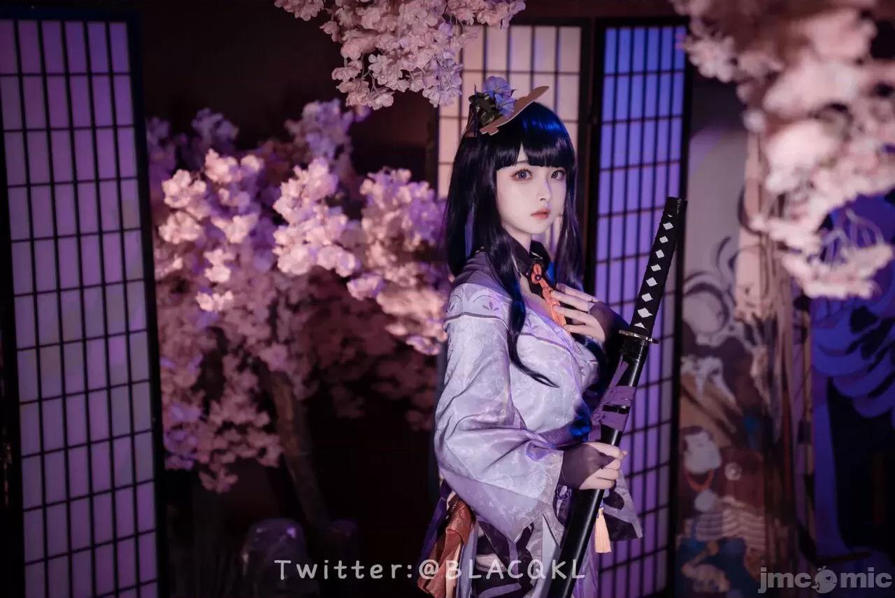 白莉爱吃巧克力 白莉爱吃巧克力 - 雷电将军 第37页