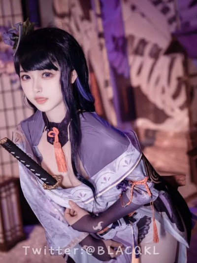 白莉爱吃巧克力