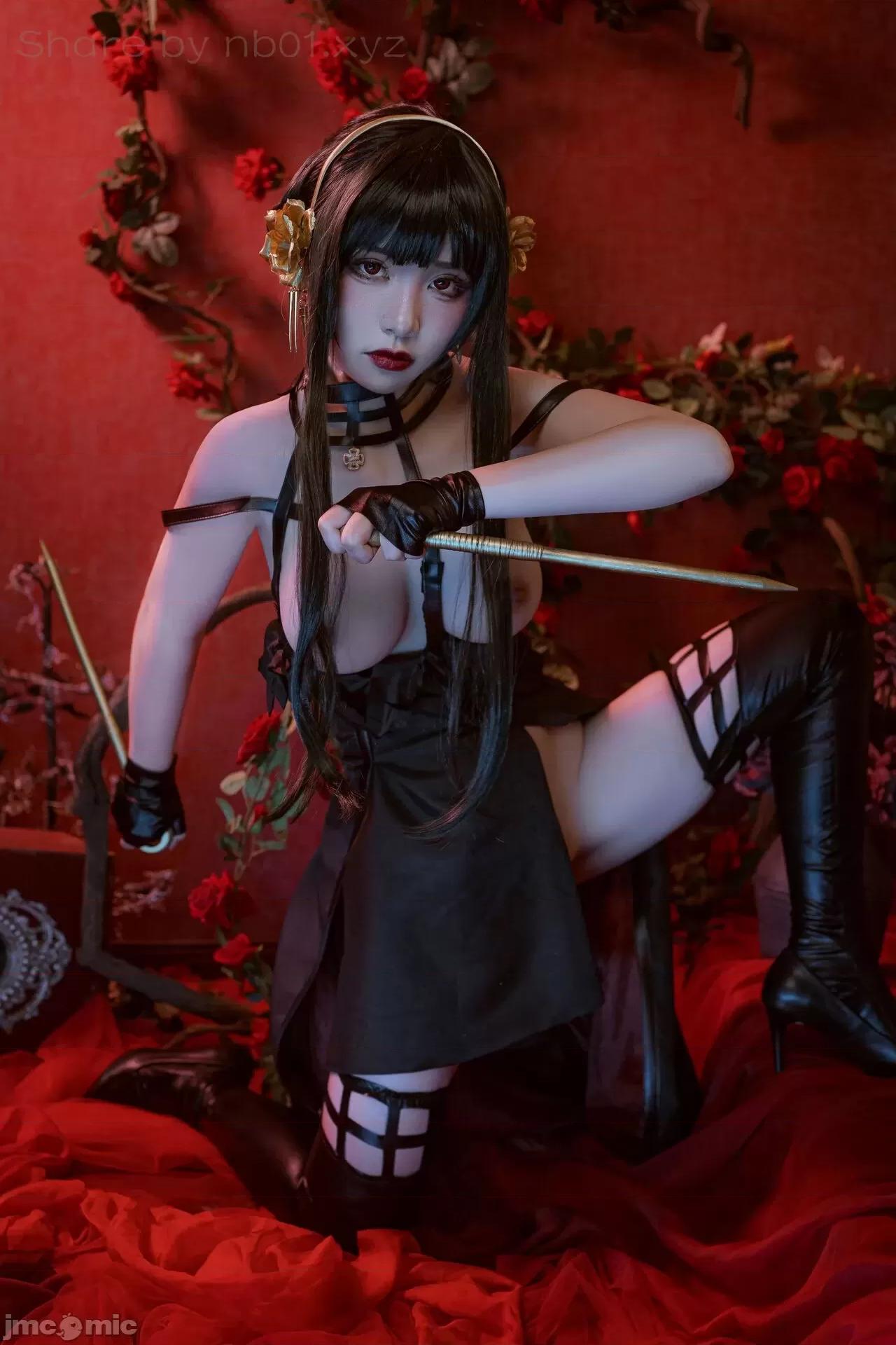爆机少女喵小吉 爆机少女喵小吉 - Yor Forger 第32页