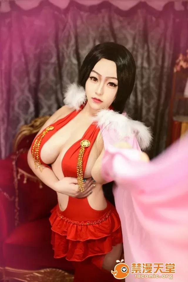 海賊15周年—女帝波雅·漢庫克 《海賊王》海賊15周年—女帝波雅·漢庫克 C O S P L A Y 第1页